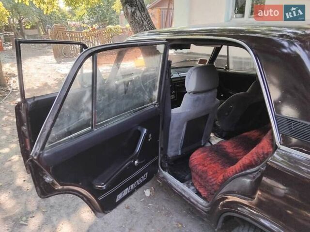 Коричневый ВАЗ 2106, объемом двигателя 1.57 л и пробегом 300 тыс. км за 550 $, фото 7 на Automoto.ua
