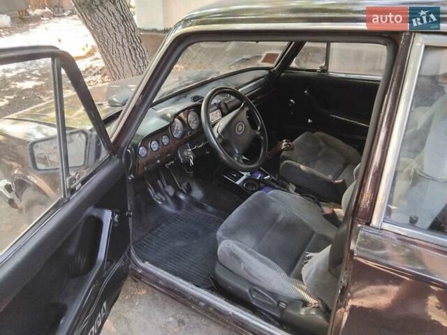 Коричневый ВАЗ 2106, объемом двигателя 1.57 л и пробегом 300 тыс. км за 550 $, фото 2 на Automoto.ua