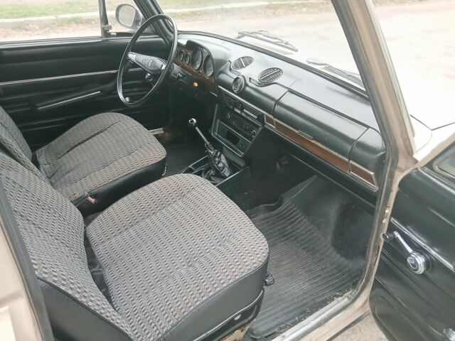 Коричневий ВАЗ 2106, об'ємом двигуна 1.3 л та пробігом 100 тис. км за 850 $, фото 9 на Automoto.ua