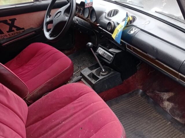 Коричневий ВАЗ 2106, об'ємом двигуна 1 л та пробігом 100 тис. км за 441 $, фото 4 на Automoto.ua