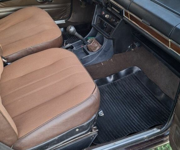 Коричневый ВАЗ 2106, объемом двигателя 0 л и пробегом 89 тыс. км за 1770 $, фото 2 на Automoto.ua