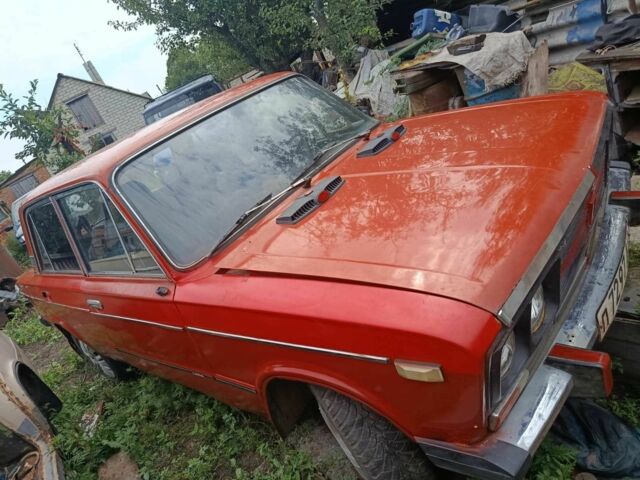 Красный ВАЗ 2106, объемом двигателя 0 л и пробегом 200 тыс. км за 333 $, фото 3 на Automoto.ua