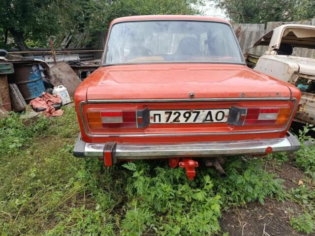 Красный ВАЗ 2106, объемом двигателя 0 л и пробегом 200 тыс. км за 333 $, фото 2 на Automoto.ua