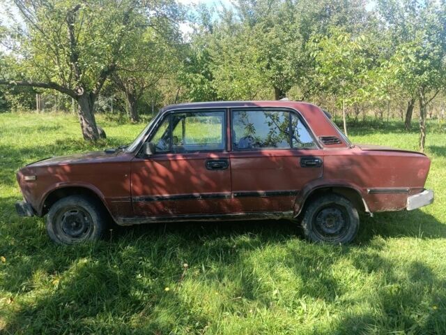 Красный ВАЗ 2106, объемом двигателя 0 л и пробегом 300 тыс. км за 327 $, фото 3 на Automoto.ua