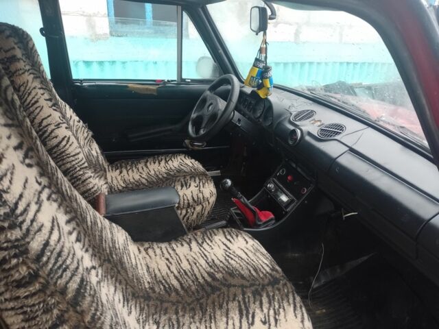 Красный ВАЗ 2106, объемом двигателя 1.5 л и пробегом 123 тыс. км за 400 $, фото 7 на Automoto.ua