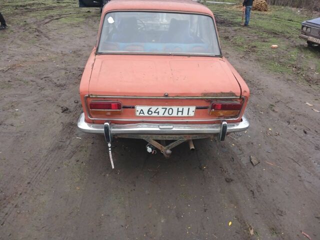 Красный ВАЗ 2106, объемом двигателя 1.3 л и пробегом 1000 тыс. км за 350 $, фото 5 на Automoto.ua