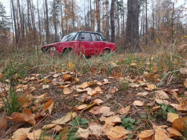 Красный ВАЗ 2106, объемом двигателя 1.3 л и пробегом 300 тыс. км за 350 $, фото 7 на Automoto.ua