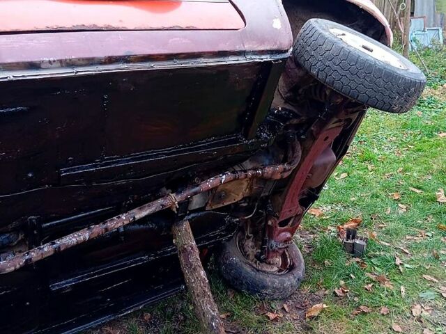 Красный ВАЗ 2106, объемом двигателя 1.6 л и пробегом 170 тыс. км за 750 $, фото 1 на Automoto.ua