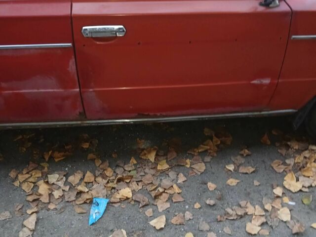 ВАЗ 2106 1977 в Днепре (Днепропетровске) на Automoto.ua Красный ВАЗ 2106, объемом двигателя 1.3 л и пробегом 1000 тыс. км за 406 $, фото 8 на Automoto.ua