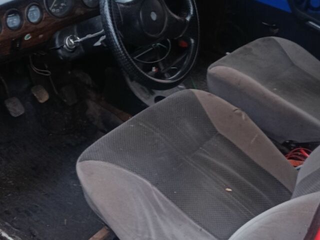 Красный ВАЗ 2106, объемом двигателя 1.5 л и пробегом 2 тыс. км за 237 $, фото 5 на Automoto.ua