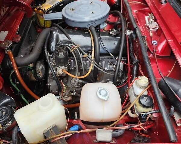 Красный ВАЗ 2106, объемом двигателя 1.7 л и пробегом 200 тыс. км за 2050 $, фото 8 на Automoto.ua