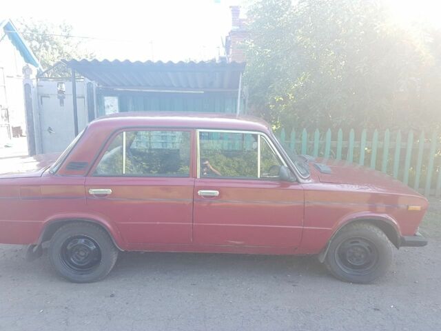 Красный ВАЗ 2106, объемом двигателя 1.5 л и пробегом 52 тыс. км за 714 $, фото 1 на Automoto.ua