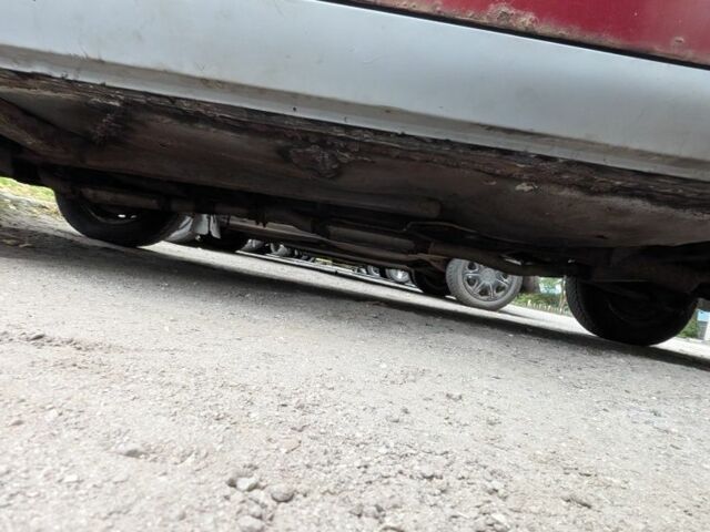 ВАЗ 2106 1978 в Днепре (Днепропетровске) на Automoto.ua Красный ВАЗ 2106, объемом двигателя 1.6 л и пробегом 178 тыс. км за 385 $, фото 5 на Automoto.ua