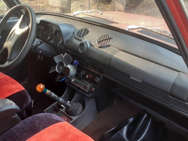 Червоний ВАЗ 2106, об'ємом двигуна 1.57 л та пробігом 500 тис. км за 800 $, фото 7 на Automoto.ua