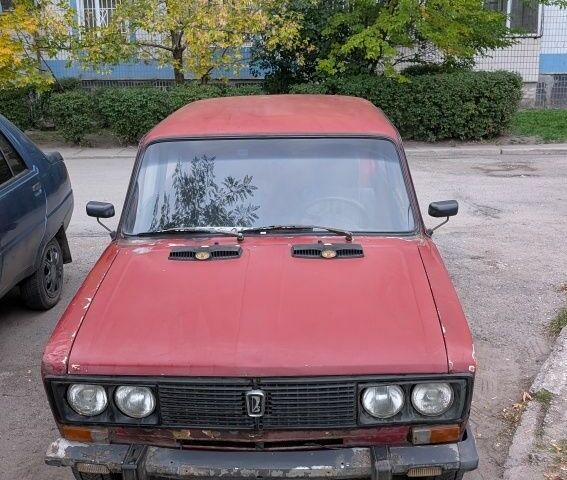 ВАЗ 2106 1978 в Днепре (Днепропетровске) на Automoto.ua Красный ВАЗ 2106, объемом двигателя 1.6 л и пробегом 178 тыс. км за 385 $, фото 2 на Automoto.ua