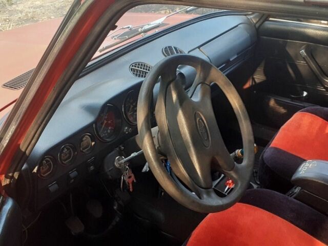 Червоний ВАЗ 2106, об'ємом двигуна 1.57 л та пробігом 500 тис. км за 800 $, фото 1 на Automoto.ua