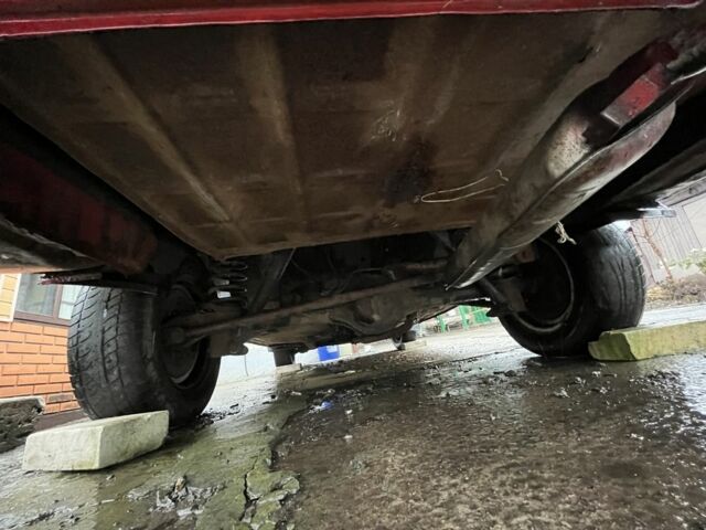 Красный ВАЗ 2106, объемом двигателя 1.3 л и пробегом 50 тыс. км за 166 $, фото 5 на Automoto.ua