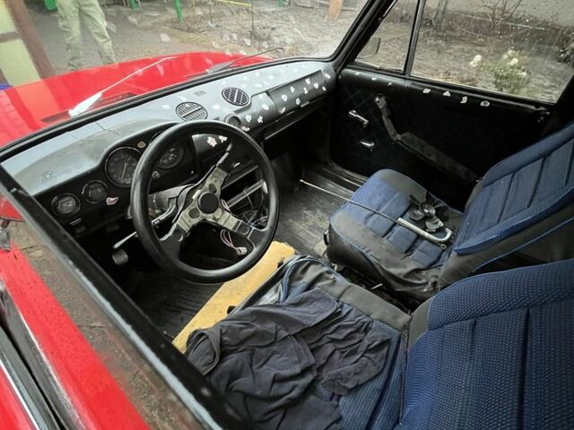 Красный ВАЗ 2106, объемом двигателя 1.3 л и пробегом 50 тыс. км за 166 $, фото 7 на Automoto.ua