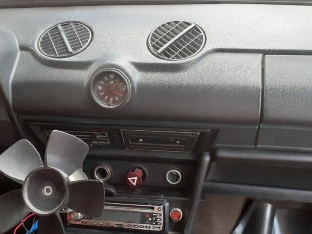 Червоний ВАЗ 2106, об'ємом двигуна 1.57 л та пробігом 500 тис. км за 800 $, фото 2 на Automoto.ua