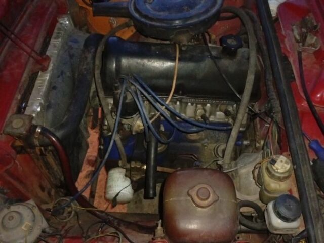 Червоний ВАЗ 2106, об'ємом двигуна 10 л та пробігом 95 тис. км за 715 $, фото 5 на Automoto.ua