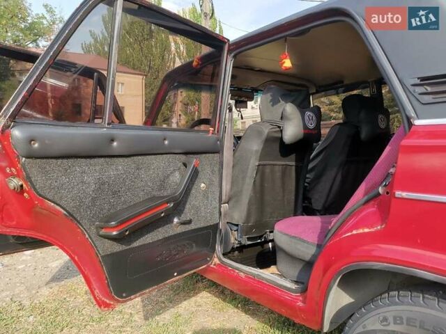 Красный ВАЗ 2106, объемом двигателя 0 л и пробегом 180 тыс. км за 967 $, фото 5 на Automoto.ua