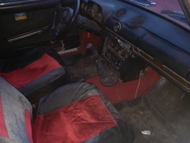 Красный ВАЗ 2106, объемом двигателя 1.6 л и пробегом 120 тыс. км за 550 $, фото 1 на Automoto.ua