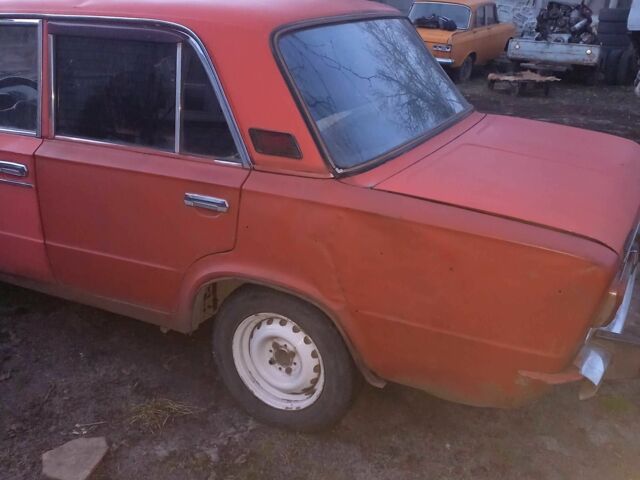 Красный ВАЗ 2106, объемом двигателя 1.6 л и пробегом 120 тыс. км за 550 $, фото 4 на Automoto.ua