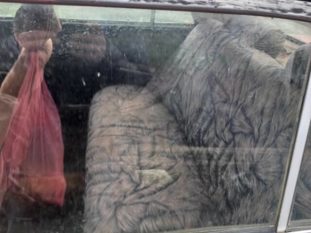 Червоний ВАЗ 2106, об'ємом двигуна 1.5 л та пробігом 300 тис. км за 473 $, фото 6 на Automoto.ua