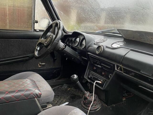 ВАЗ 2106 1980 в Житомире на Automoto.ua Красный ВАЗ 2106, объемом двигателя 1.6 л и пробегом 40 тыс. км за 588 $, фото 5 на Automoto.ua