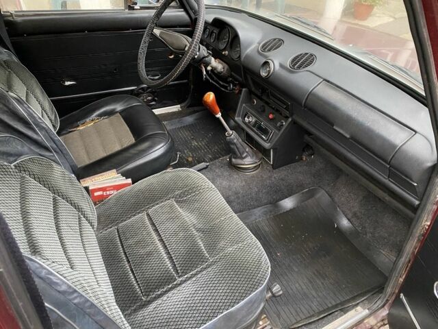 Червоний ВАЗ 2106, об'ємом двигуна 1.5 л та пробігом 200 тис. км за 800 $, фото 12 на Automoto.ua