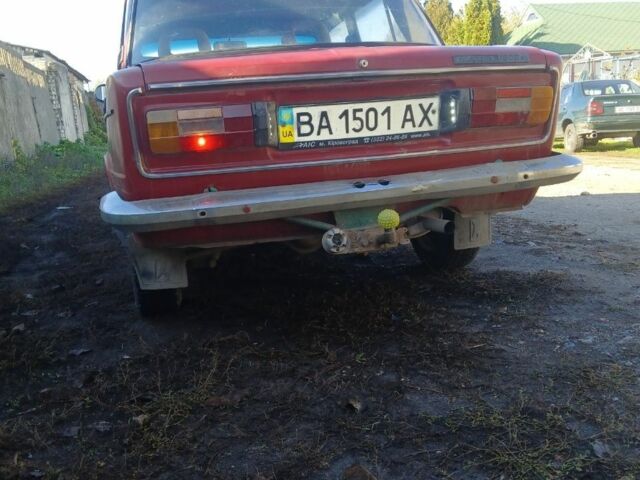 Красный ВАЗ 2106, объемом двигателя 1 л и пробегом 111 тыс. км за 382 $, фото 5 на Automoto.ua