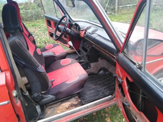 Червоний ВАЗ 2106, об'ємом двигуна 0 л та пробігом 50 тис. км за 358 $, фото 6 на Automoto.ua