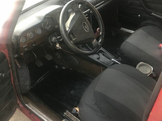 ВАЗ 2106 1981 в Сумах на Automoto.ua Красный ВАЗ 2106, объемом двигателя 1.6 л и пробегом 120 тыс. км за 956 $, фото 3 на Automoto.ua