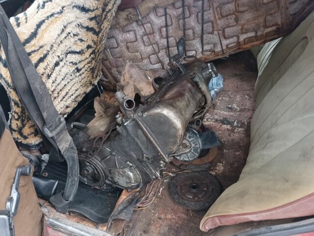ВАЗ 2106 1981 в Шепетовке на Automoto.ua Красный ВАЗ 2106, объемом двигателя 0 л и пробегом 444 тыс. км за 145 $, фото 8 на Automoto.ua