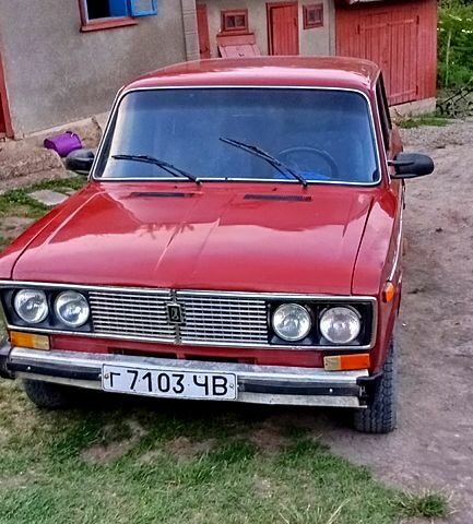 Красный ВАЗ 2106, объемом двигателя 1.6 л и пробегом 210 тыс. км за 1300 $, фото 1 на Automoto.ua