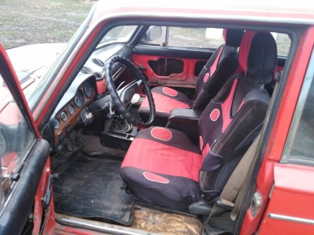 Червоний ВАЗ 2106, об'ємом двигуна 0 л та пробігом 50 тис. км за 358 $, фото 5 на Automoto.ua