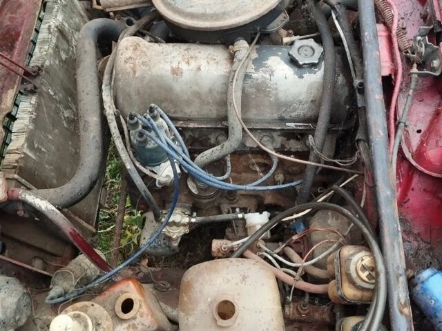 Красный ВАЗ 2106, объемом двигателя 1.6 л и пробегом 320 тыс. км за 238 $, фото 6 на Automoto.ua