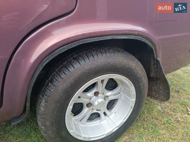 Красный ВАЗ 2106, объемом двигателя 1.5 л и пробегом 63 тыс. км за 800 $, фото 1 на Automoto.ua