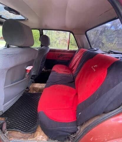 ВАЗ 2106 1982 в Шостке на Automoto.ua Красный ВАЗ 2106, объемом двигателя 0 л и пробегом 50 тыс. км за 478 $, фото 4 на Automoto.ua