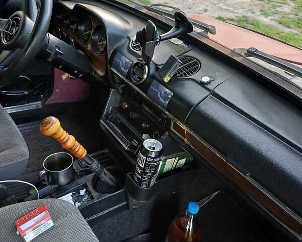 Красный ВАЗ 2106, объемом двигателя 1.6 л и пробегом 70 тыс. км за 650 $, фото 6 на Automoto.ua