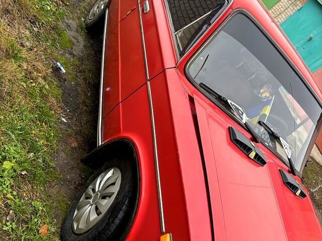 Красный ВАЗ 2106, объемом двигателя 1.3 л и пробегом 260 тыс. км за 1200 $, фото 1 на Automoto.ua