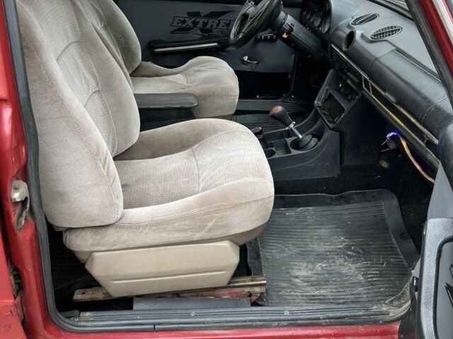 Красный ВАЗ 2106, объемом двигателя 0 л и пробегом 120 тыс. км за 537 $, фото 4 на Automoto.ua