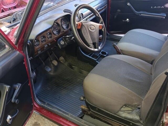 Красный ВАЗ 2106, объемом двигателя 1.3 л и пробегом 1000 тыс. км за 1100 $, фото 16 на Automoto.ua