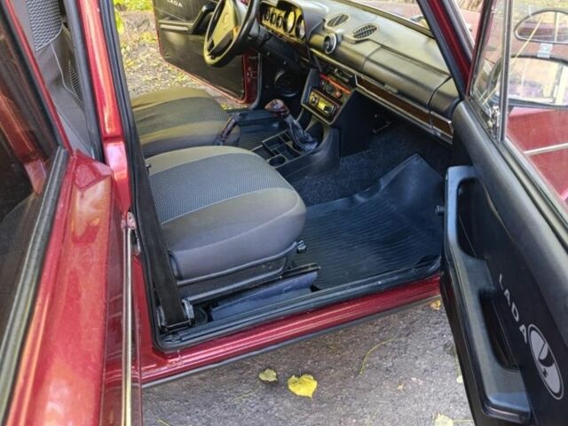 Красный ВАЗ 2106, объемом двигателя 1.3 л и пробегом 1000 тыс. км за 1100 $, фото 10 на Automoto.ua