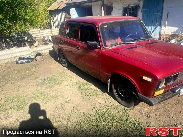 Красный ВАЗ 2106, объемом двигателя 1.5 л и пробегом 56 тыс. км за 650 $, фото 3 на Automoto.ua