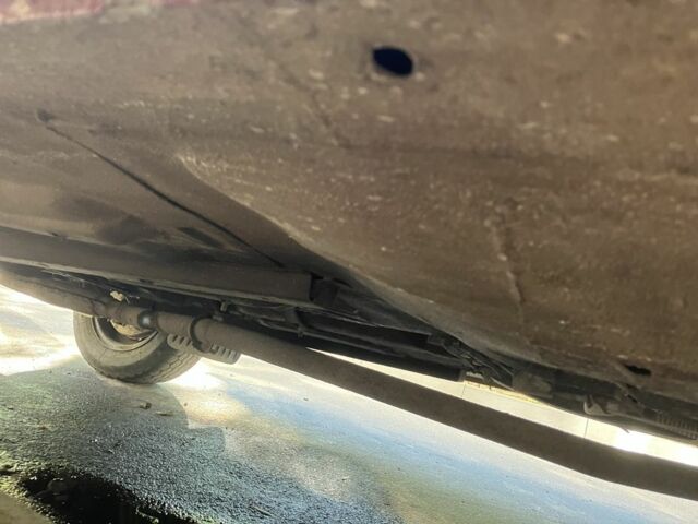 Красный ВАЗ 2106, объемом двигателя 1.3 л и пробегом 1000 тыс. км за 1100 $, фото 7 на Automoto.ua