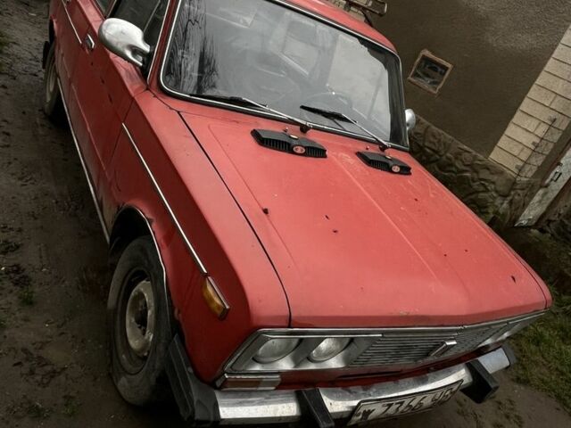 Красный ВАЗ 2106, объемом двигателя 1 л и пробегом 105 тыс. км за 650 $, фото 1 на Automoto.ua