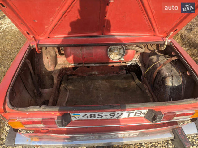 Красный ВАЗ 2106, объемом двигателя 1.3 л и пробегом 130 тыс. км за 400 $, фото 1 на Automoto.ua