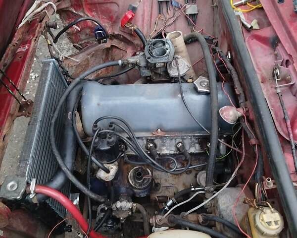 Красный ВАЗ 2106, объемом двигателя 1.6 л и пробегом 14 тыс. км за 400 $, фото 6 на Automoto.ua