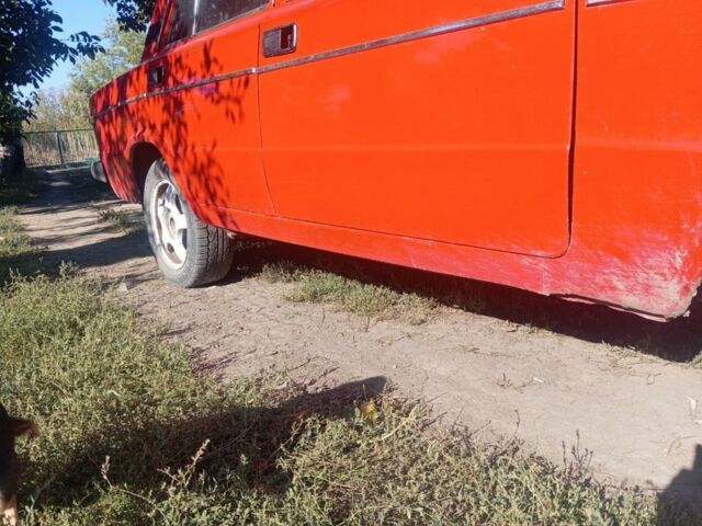 Красный ВАЗ 2106, объемом двигателя 1.3 л и пробегом 3 тыс. км за 592 $, фото 3 на Automoto.ua